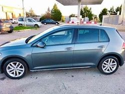 Grigio Usata 2018 VW Golf VII Executive Tre volumi | 15.800 € (Cara)