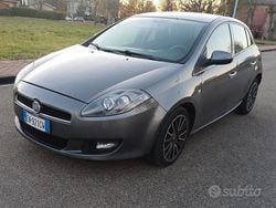 Grigio Usata 2012 Fiat Bravo Emotion Due volumi | 3900 € (Buon prezzo)