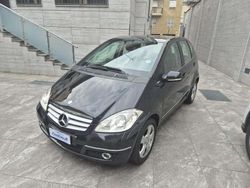 Nero Usata 2012 Mercedes A160 Style Tre volumi | 3900 € (Buon prezzo)