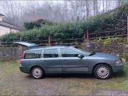 Verde Usata 2001 Volvo V70 Station wagon | 1000 €