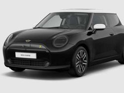Nero Nuova 2025 Mini Cooper SE Classic Due volumi | 43.280 € (Buon prezzo)
