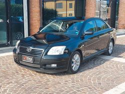 Nero Usata 2006 Toyota Avensis Tre volumi | 3900 € (Buon prezzo)