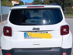 Bianco Usata 2023 Jeep Renegade SUV | 23.000 € (Cara)