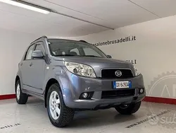 Blu/azzurro Usata 2009 Daihatsu Terios HIRO SUV | 6490 € (Buon prezzo)