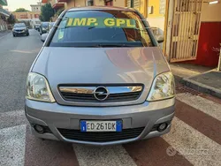 Grigio Usata 2010 Opel Meriva Enjoy Monovolume | 1300 € (Super prezzo)