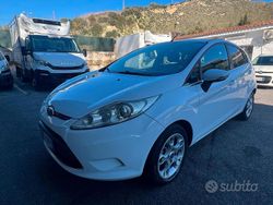 Usata 2011 Ford Fiesta Tre volumi | 3690 € (Ottimo prezzo)