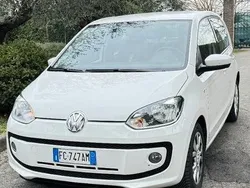 Bianco Usata 2016 VW up! Due volumi | 7600 € (Buon prezzo)