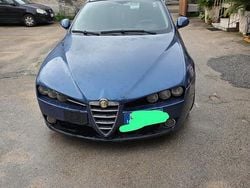Blu Usata 2007 Alfa Romeo 159 Tre volumi | 3000 €