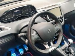 Grigio Usata 2019 Peugeot 208 GT Due volumi | 12.990 € (Molto cara)