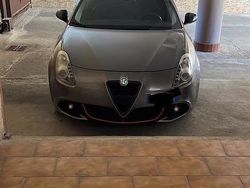 Usata 2011 Alfa Romeo Giulietta Tre volumi | 6000 € (Buon prezzo)