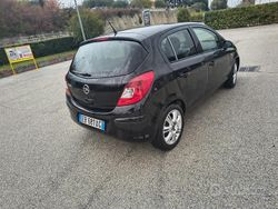 Nero Usata 2012 Opel Corsa Tre volumi | 2199 €