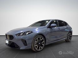 Grigio Usata 2024 BMW 118 Comfort Edition Due volumi | 36.364 € (Buon prezzo)
