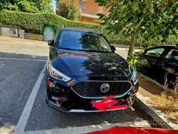 Nero Usata 2023 MG ZS Tre volumi | 15.500 € (Buon prezzo)