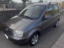Grigio Usata 2010 Fiat Panda Emotion Due volumi | 4000 € (Ottimo prezzo)