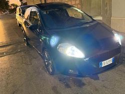 Nero Usata 2007 Fiat Grande Punto Due volumi | 4699 € (Molto cara)