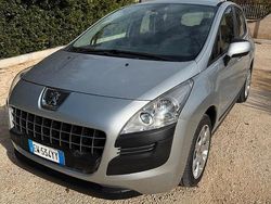Grigio Usata 2011 Peugeot 3008 Tre volumi | 3750 € (Buon prezzo)