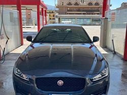 Grigio Usata 2016 Jaguar XE R-Sport Tre volumi | 13.000 € (Buon prezzo)