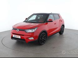 Rosso Usata 2015 Ssangyong (KGM) Tivoli SUV | 5500 € (Buon prezzo)