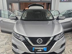 Grigio Usata 2019 Nissan Qashqai N-Connecta SUV | 13.990 € (Ottimo prezzo)