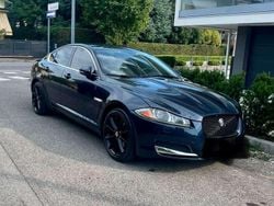 Blu/azzurro Usata 2014 Jaguar XF Premium Luxury Tre volumi | 10.500 € (Buon prezzo)
