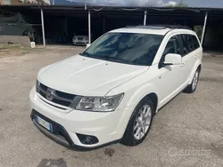 Bianco Usata 2011 Fiat Freemont Lounge SUV | 6500 € (Buon prezzo)