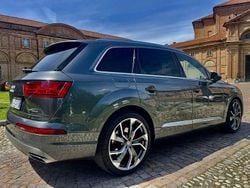 Usata 2016 Audi Q7 Sport SUV | 26.500 € (Molto cara)