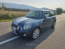 Blu/azzurro Usata 2010 Mini Cooper Due volumi | 4500 € (Buon prezzo)