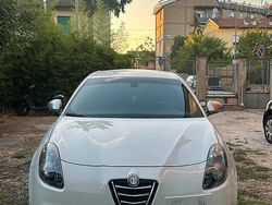 Bianco Usata 2011 Alfa Romeo Giulietta Quadrifoglio Verde Due volumi | 4200 € (Super prezzo)