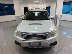 Bianco Usata 2011 Subaru Forester SUV | 3999 € (Buon prezzo)
