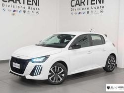 Bianco Nuova 2025 Peugeot 208 Allure Due volumi | 19.500 € (Buon prezzo)