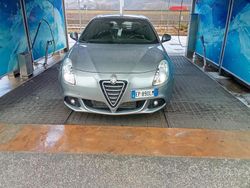 Grigio Usata 2012 Alfa Romeo Giulietta Due volumi | 6000 € (Ottimo prezzo)