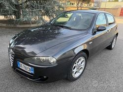 Nero Usata 2007 Alfa Romeo 147 Due volumi | 1950 € (Buon prezzo)