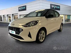 Bianco Usata 2022 Hyundai i10 Due volumi | 13.350 € (Buon prezzo)