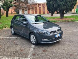 Grigio Usata 2015 VW Polo Due volumi | 6500 € (Buon prezzo)
