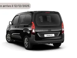 Argento Nuova 2024 Fiat Doblò Monovolume | 24.480 €