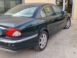 Usata 2002 Jaguar X-type Tre volumi | 600 € (Super prezzo)