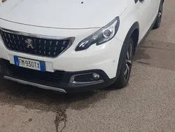 Usata 2018 Peugeot 2008 SUV | 13.500 € (Molto cara)