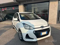 Bianco Usata 2019 Hyundai i10 Due volumi | 9500 € (Buon prezzo)