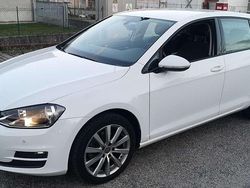 Usata 2015 VW Golf VII Comfortline Tre volumi | 13.100 € (Cara)