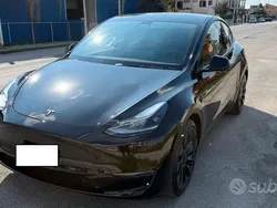 Usata 2023 Tesla Model Y SUV | 45.000 € (Buon prezzo)
