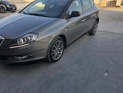 Grigio Usata 2009 Lancia Delta Due volumi | 4000 € (Cara)