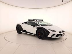 Bianco Usata 2024 Lamborghini Huracán Coupé | 342.700 € (Super prezzo)