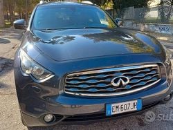 Grigio Usata 2011 Infiniti Fx30 Premium SUV | 11.200 € (Ottimo prezzo)