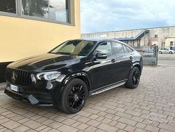 Nero Usata 2021 Mercedes GLE400 Tre volumi | 65.000 € (Buon prezzo)