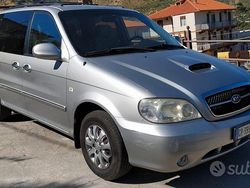 Argento Usata 2005 Kia Carnival Monovolume | 4500 €