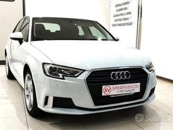 Bianco Usata 2017 Audi A3 Sport Tre volumi | 14.990 € (Ottimo prezzo)