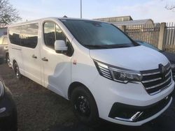 Bianco glacier Nuova 2025 Renault Trafic Monovolume | 33.800 € (Buon prezzo)