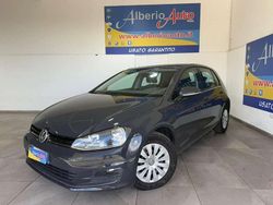 Grigio Usata 2014 VW Golf Sound Tre volumi | 10.490 € (Buon prezzo)