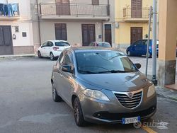 Grigio Usata 2012 Lancia Ypsilon Due volumi | 5250 € (Buon prezzo)