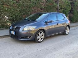 Grigio Usata 2007 Toyota Auris Tre volumi | 2990 € (Ottimo prezzo)